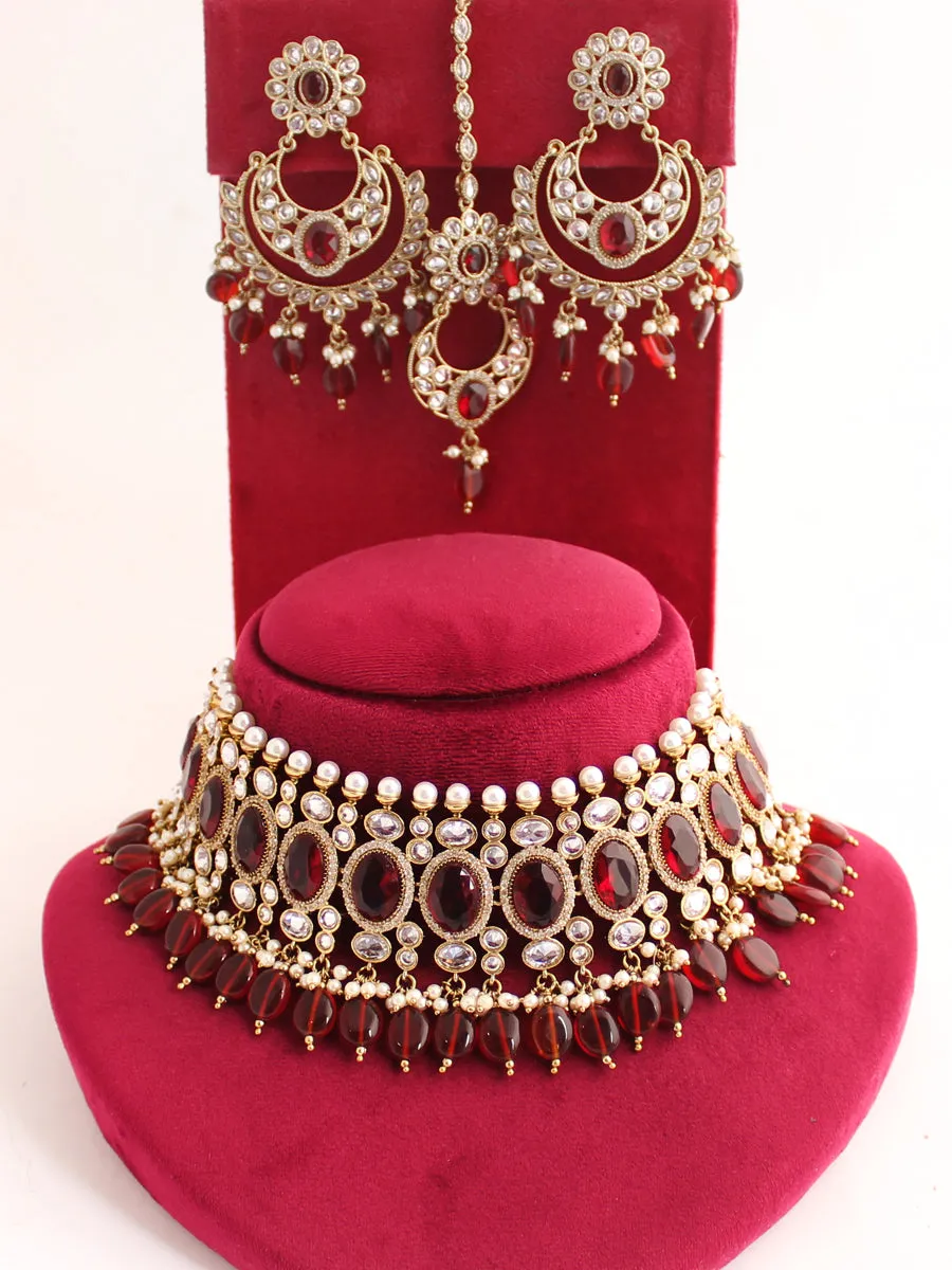 Akansha Necklace Set