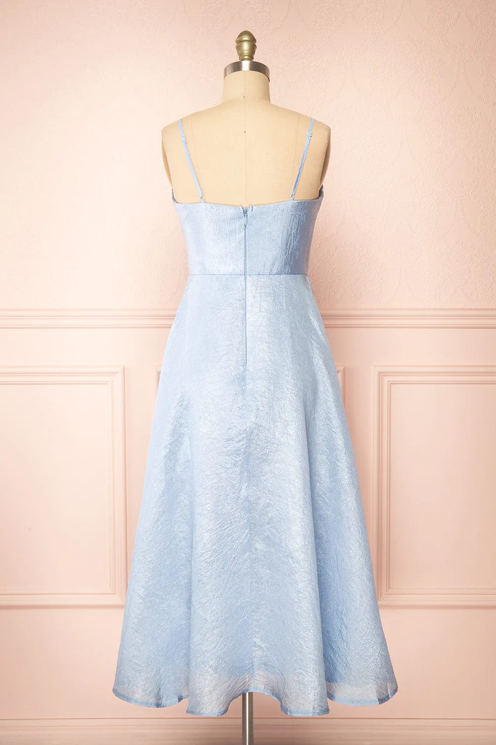 Arajel | Light Blue Textured Satin Midi Dress