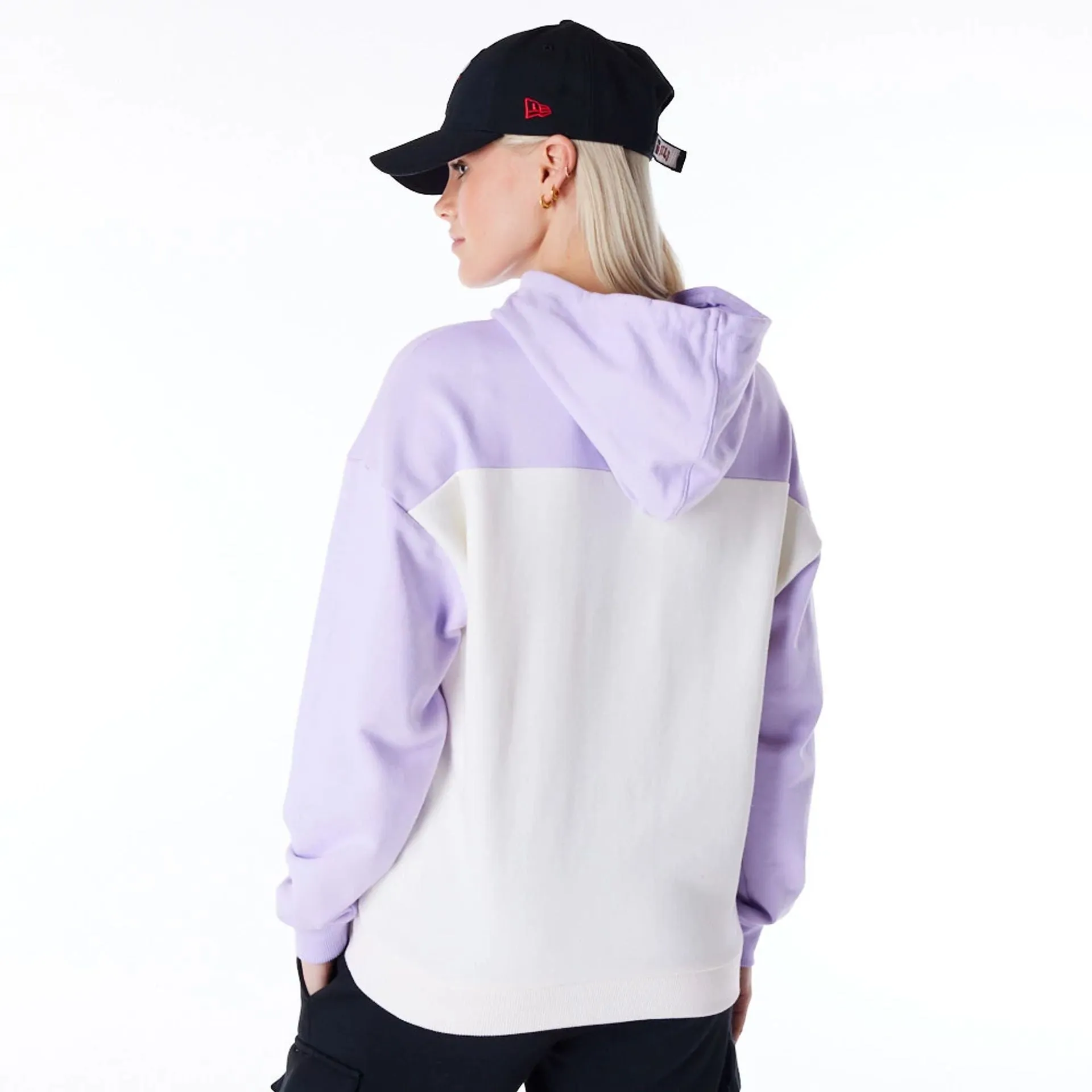 Chicago Bulls Womens NBA Pastel Purple Oversized Pullover Hoodie