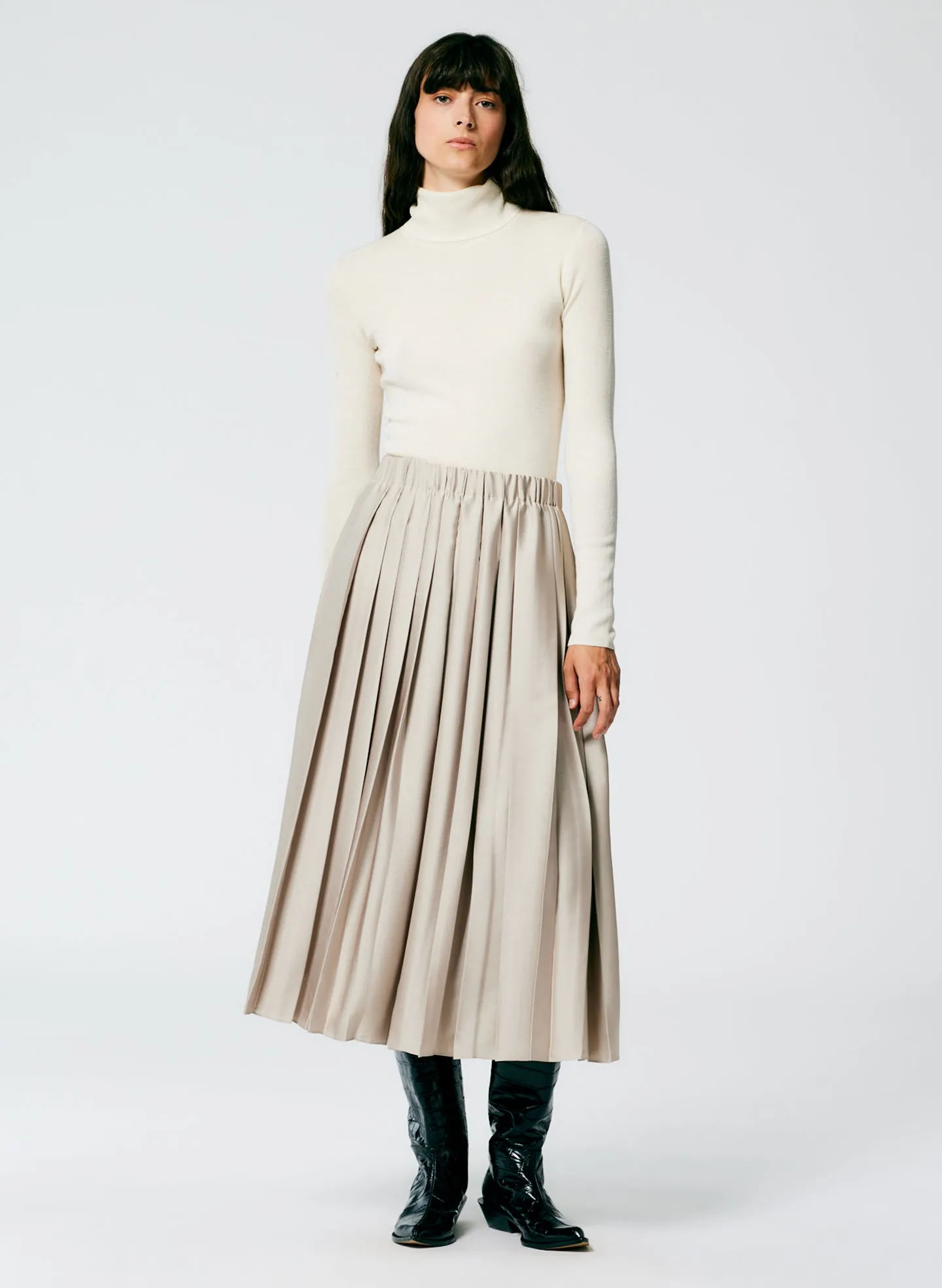 Feather Weight Pleated Pull On Skirt