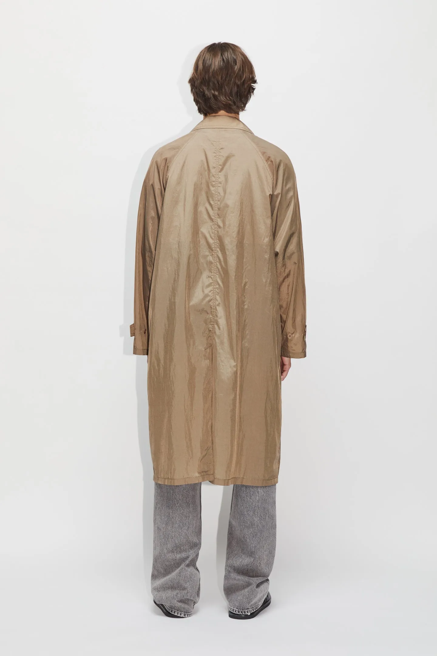 Light-weight Trenchcoat