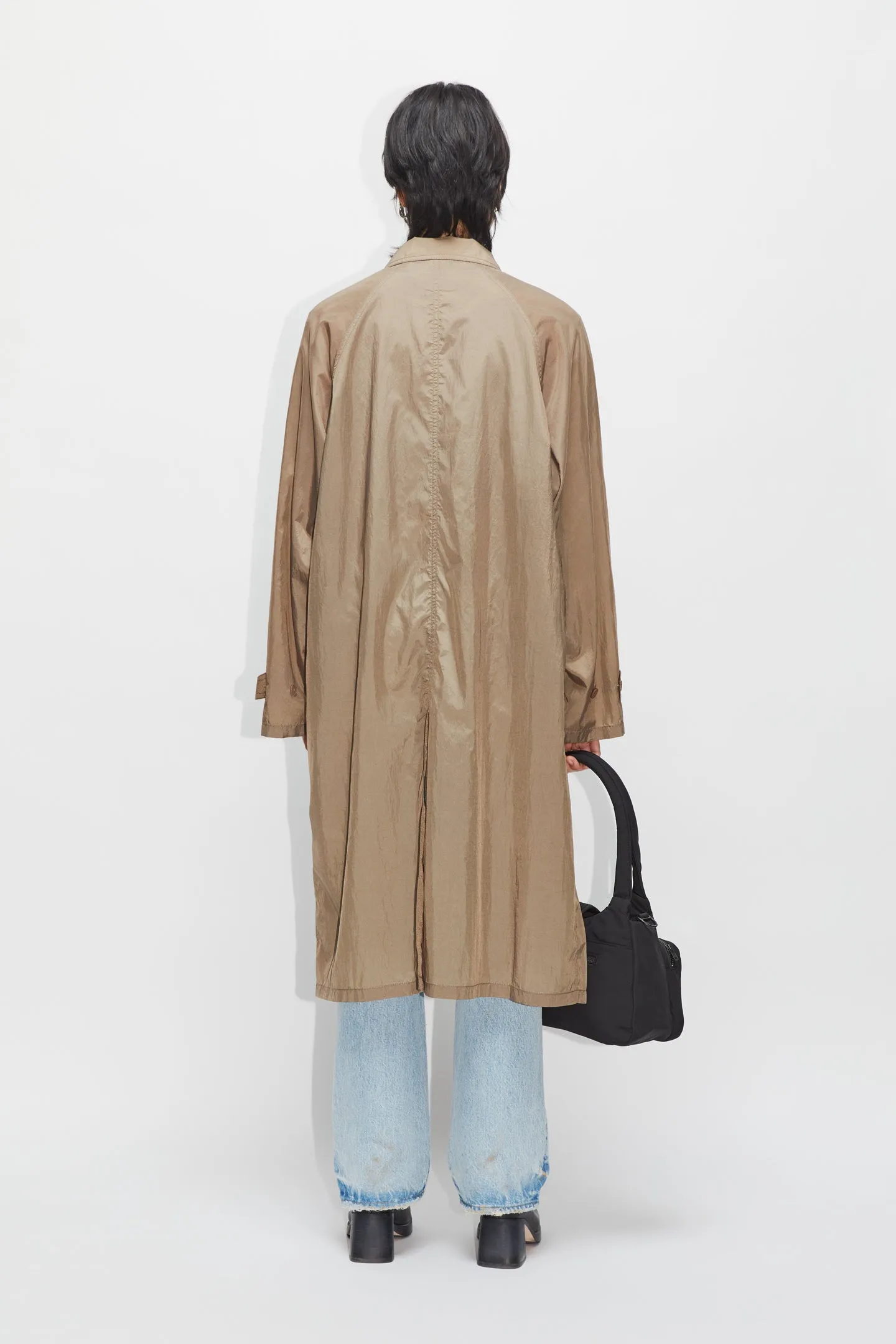 Light-weight Trenchcoat