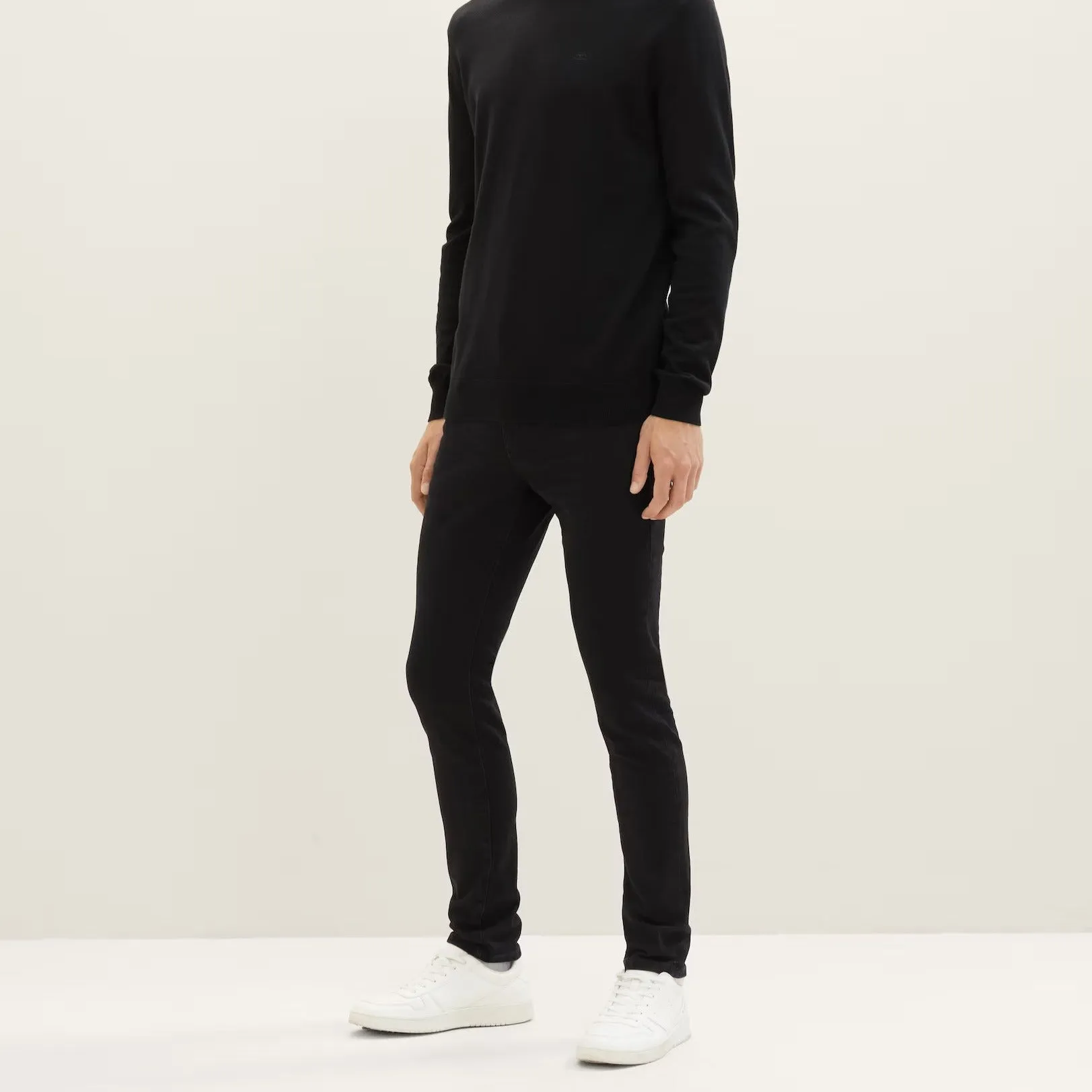 Troy Slim Jeans (Black)